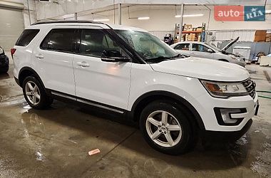 Внедорожник / Кроссовер Ford Explorer 2017 в Черновцах