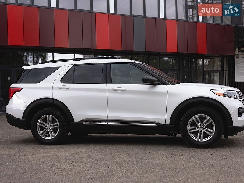 Внедорожник / Кроссовер Ford Explorer 2020 в Ровно