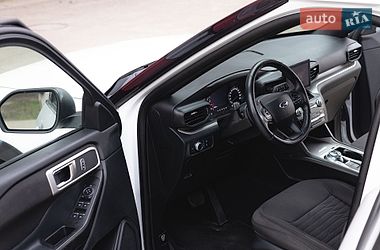Внедорожник / Кроссовер Ford Explorer 2020 в Ровно