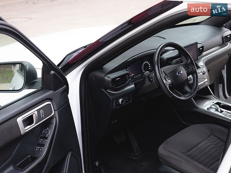 Внедорожник / Кроссовер Ford Explorer 2020 в Ровно