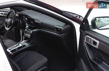 Внедорожник / Кроссовер Ford Explorer 2020 в Ровно