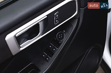 Внедорожник / Кроссовер Ford Explorer 2020 в Ровно