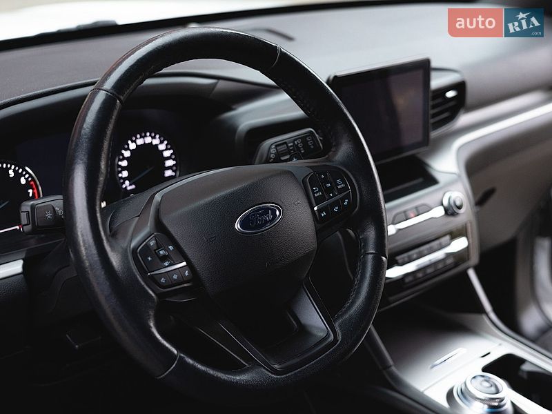 Внедорожник / Кроссовер Ford Explorer 2020 в Ровно