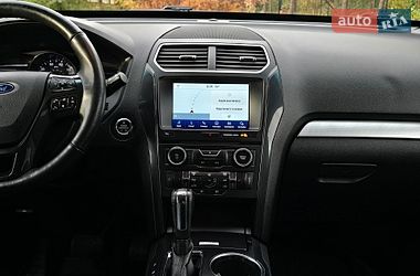 Позашляховик / Кросовер Ford Explorer 2017 в Хмельницькому