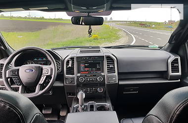 Пікап Ford F-150 2015 в 