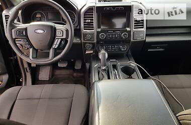 Пікап Ford F-150 2016 в 