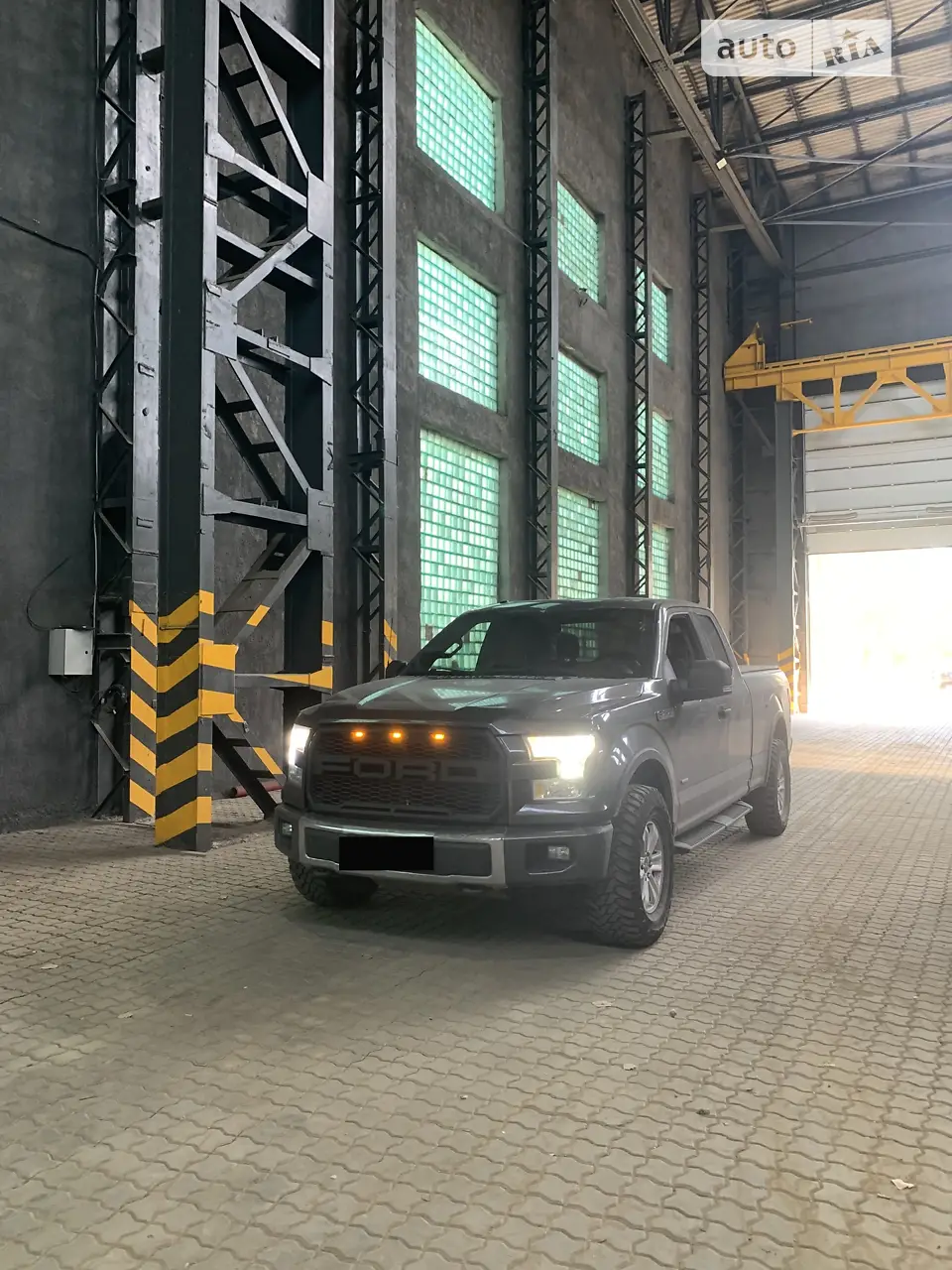 2016 Ford F-150 - мініатюра 31
