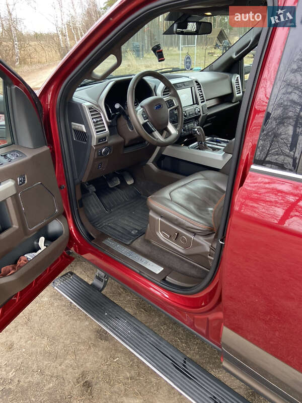 Пикап Ford F-150 2015 в Малине