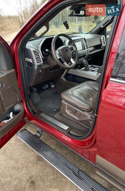 Пікап Ford F-150 2015 в 