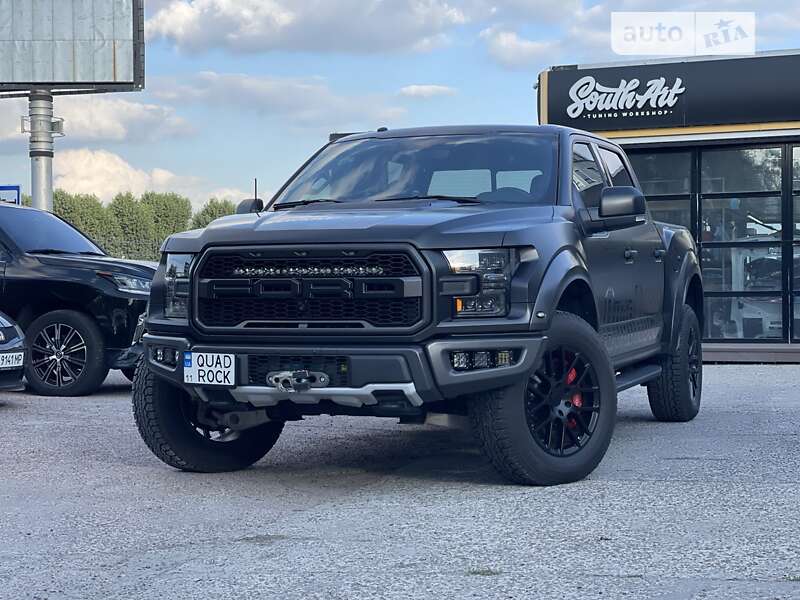 Пикап, каких мало. Тестируем Ford F-150 SVT Raptor