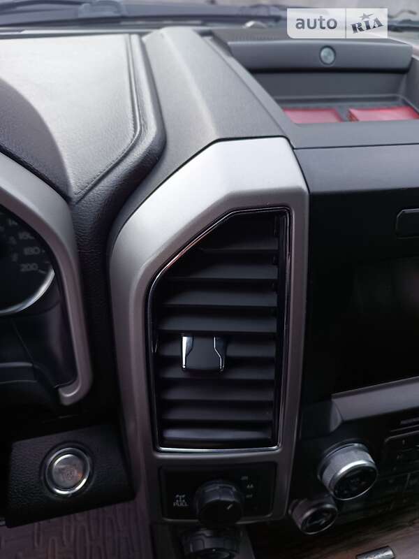 Пікап Ford F-150 2017 в Тячеві