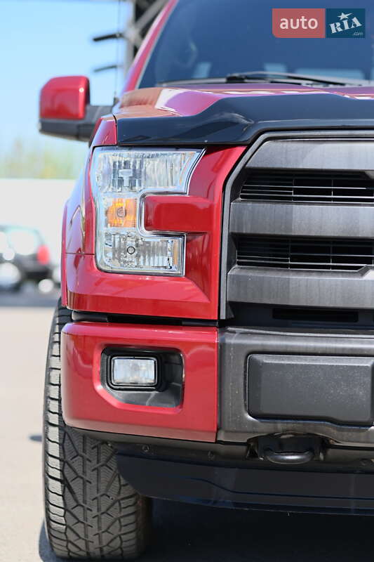 Пикап Ford F-150 2015 в Дубно
