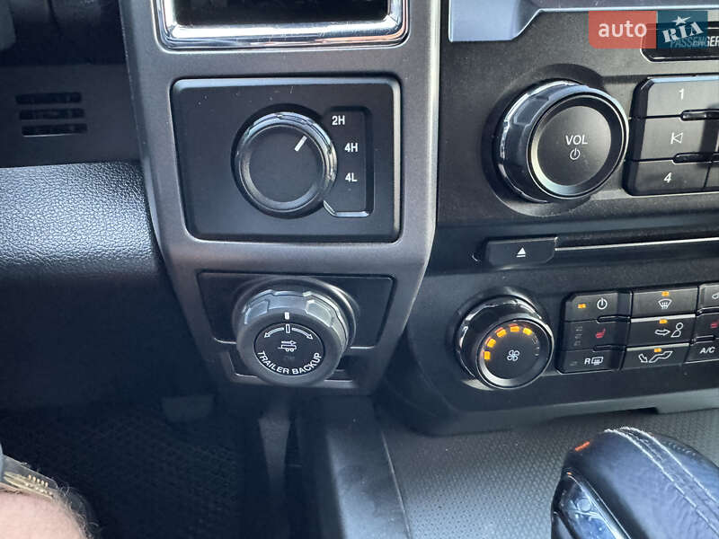 Пікап Ford F-150 2016 в Івано-Франківську