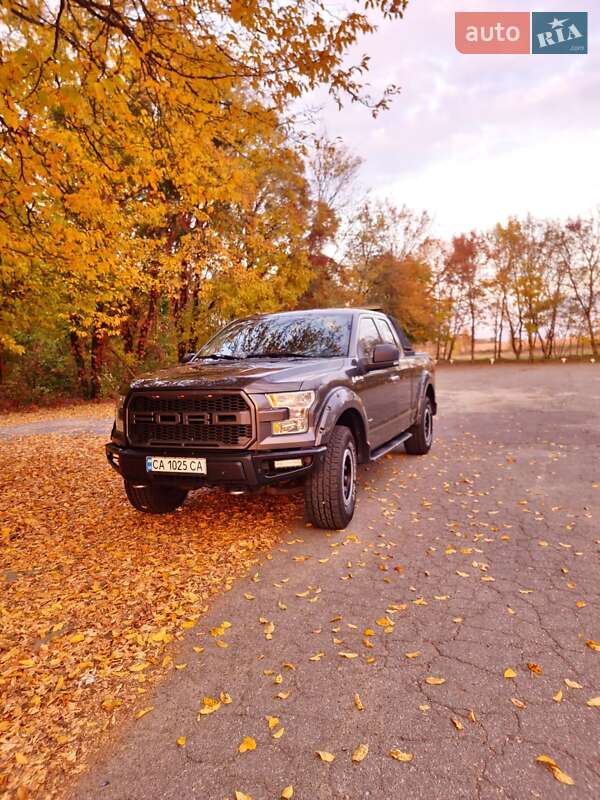 Пикап Ford F-150 2015 в Черкассах