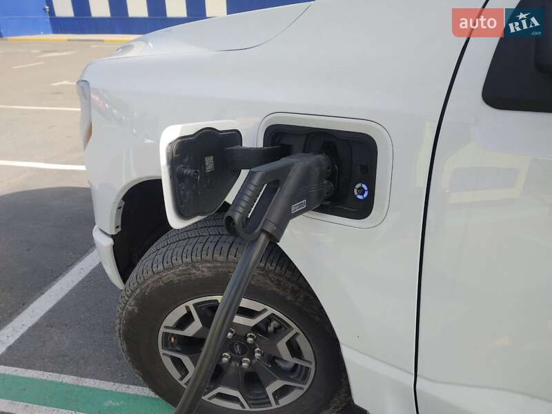 Пикап Ford F-150 2023 в Каменец-Подольском
