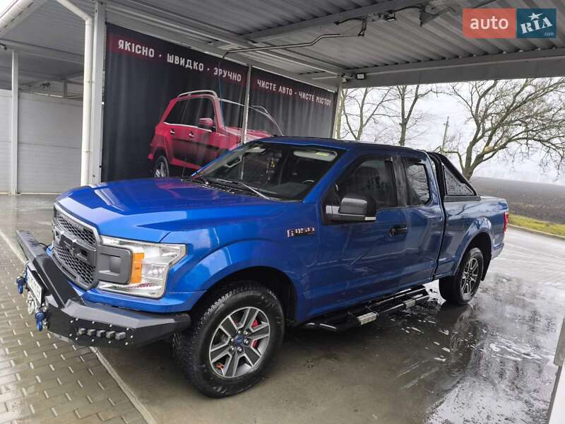Пикап Ford F-150 2017 в 