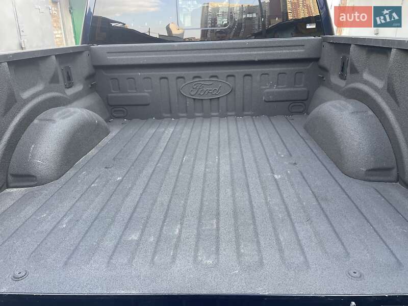 Пикап Ford F-150 2022 в Киеве