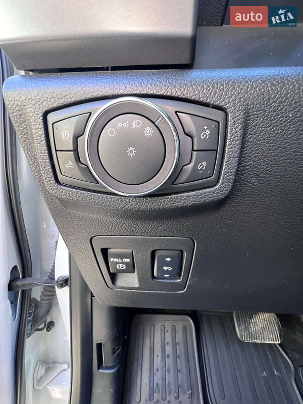 Пикап Ford F-150 2018 в Черновцах