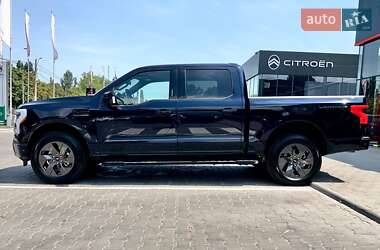Пикап Ford F-150 2023 в 