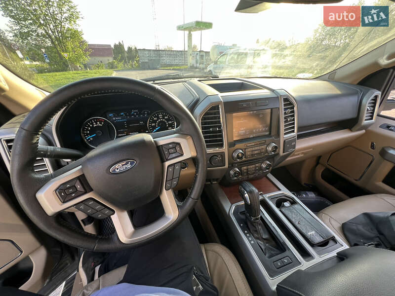 Пикап Ford F-150 2015 в Баре