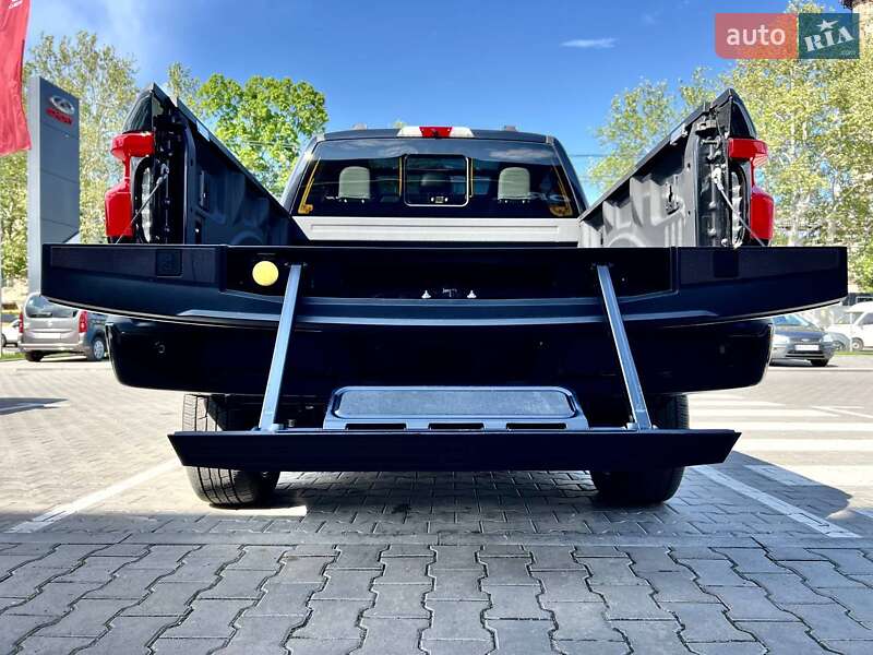 Пикап Ford F-150 2022 в Одессе
