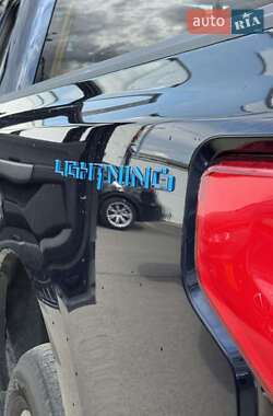 Пикап Ford F-150 2023 в 