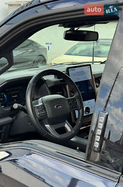 Пикап Ford F-150 2023 в 