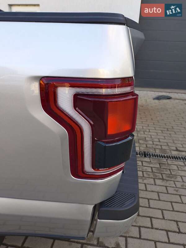 Пікап Ford F-150 2015 в Диканьці