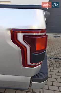 Пікап Ford F-150 2015 в 