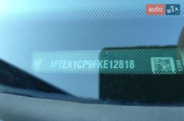Пікап Ford F-150 2015 в 