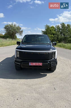 Пикап Ford F-150 2023 в 