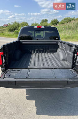 Пикап Ford F-150 2023 в 
