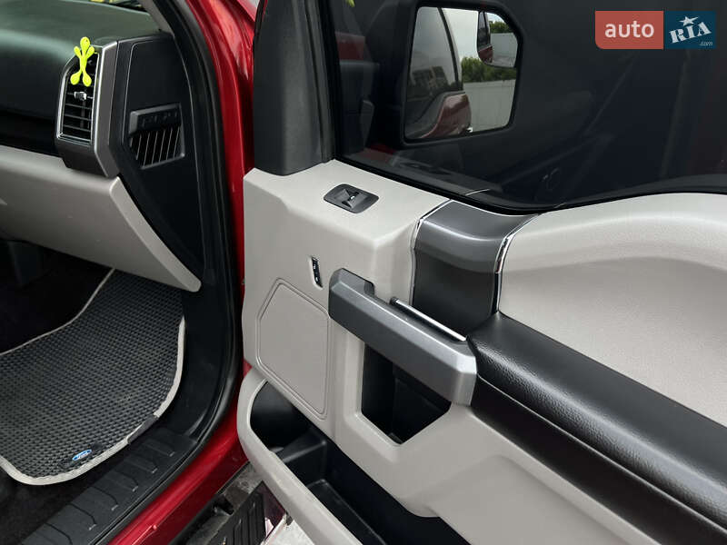 Пикап Ford F-150 2017 в Киеве