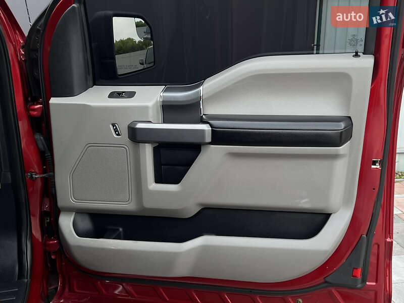 Пикап Ford F-150 2017 в Киеве