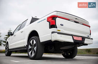 Пикап Ford F-150 2023 в 