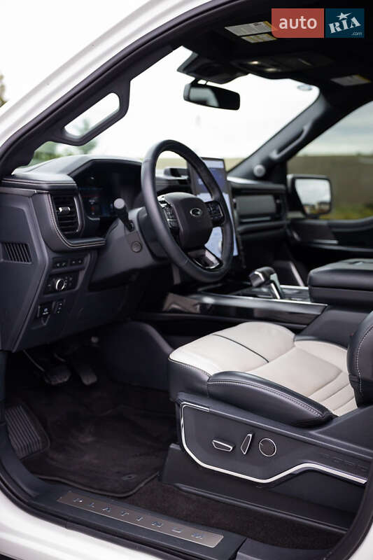 Пикап Ford F-150 2023 в Тернополе