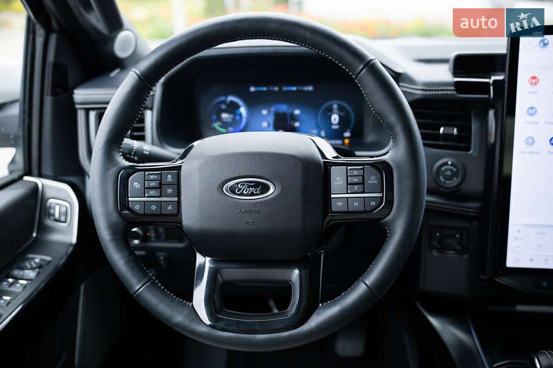 Пикап Ford F-150 2023 в Тернополе