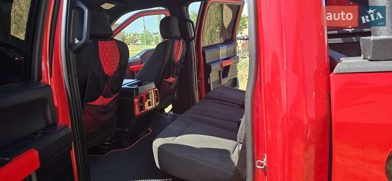 Пікап Ford F-150 2015 в Чернівцях