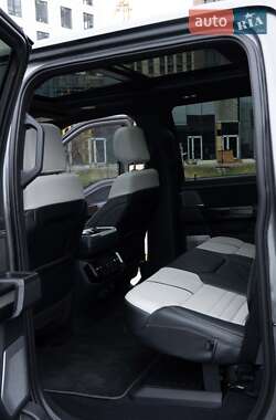 Пікап Ford F-150 2023 в 