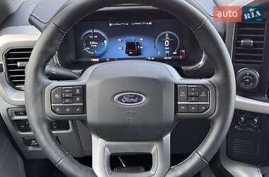 Пікап Ford F-150 2022 в 