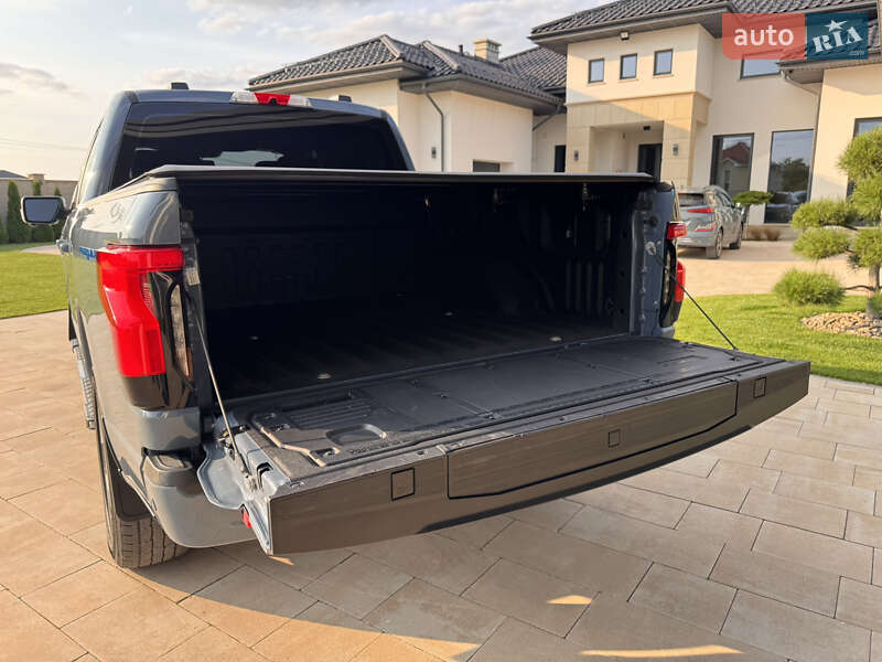 Пикап Ford F-150 2023 в Тернополе