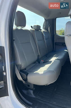 Пикап Ford F-150 2015 в 