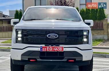 Пикап Ford F-150 2022 в 
