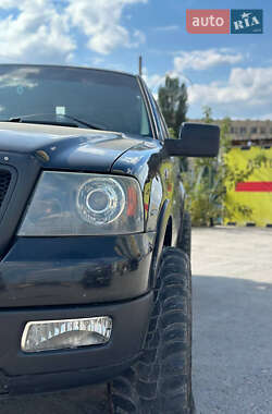 Пикап Ford F-150 2004 в 