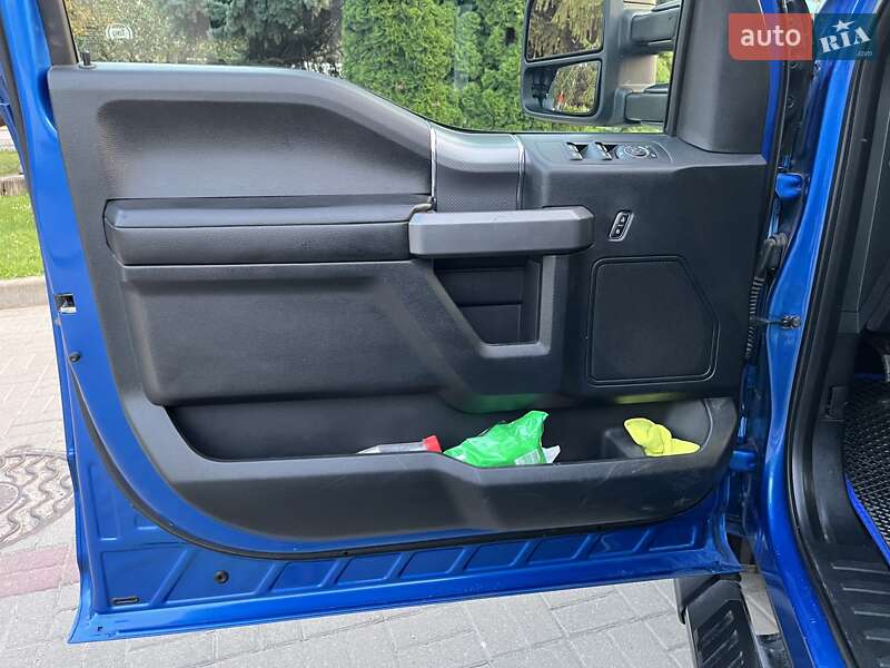 Пикап Ford F-150 2015 в Тернополе