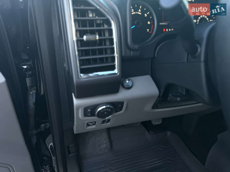 Пикап Ford F-150 2016 в Тернополе