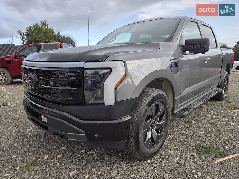 Пікап Ford F-150 2024 в 