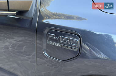 Пикап Ford F-150 2022 в 