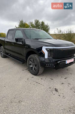 Пикап Ford F-150 2023 в 