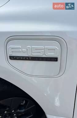 Пікап Ford F-150 2022 в 